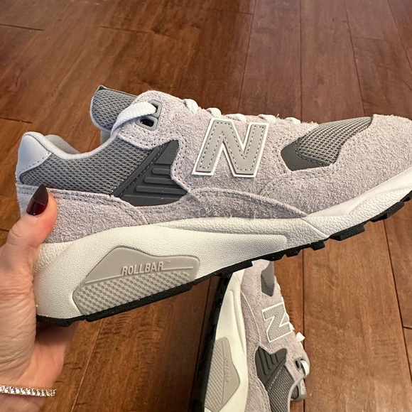 New Balance Gray 580 Mesh Suede Sneakers Sz 6 - Picture 11 of 16